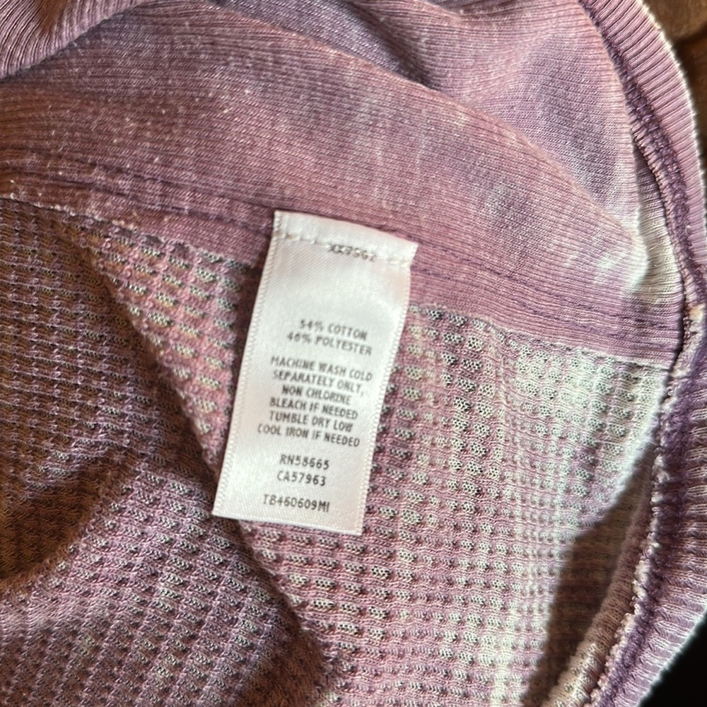 Treasure and Bond Women’s Henley - Picture 5 of 5